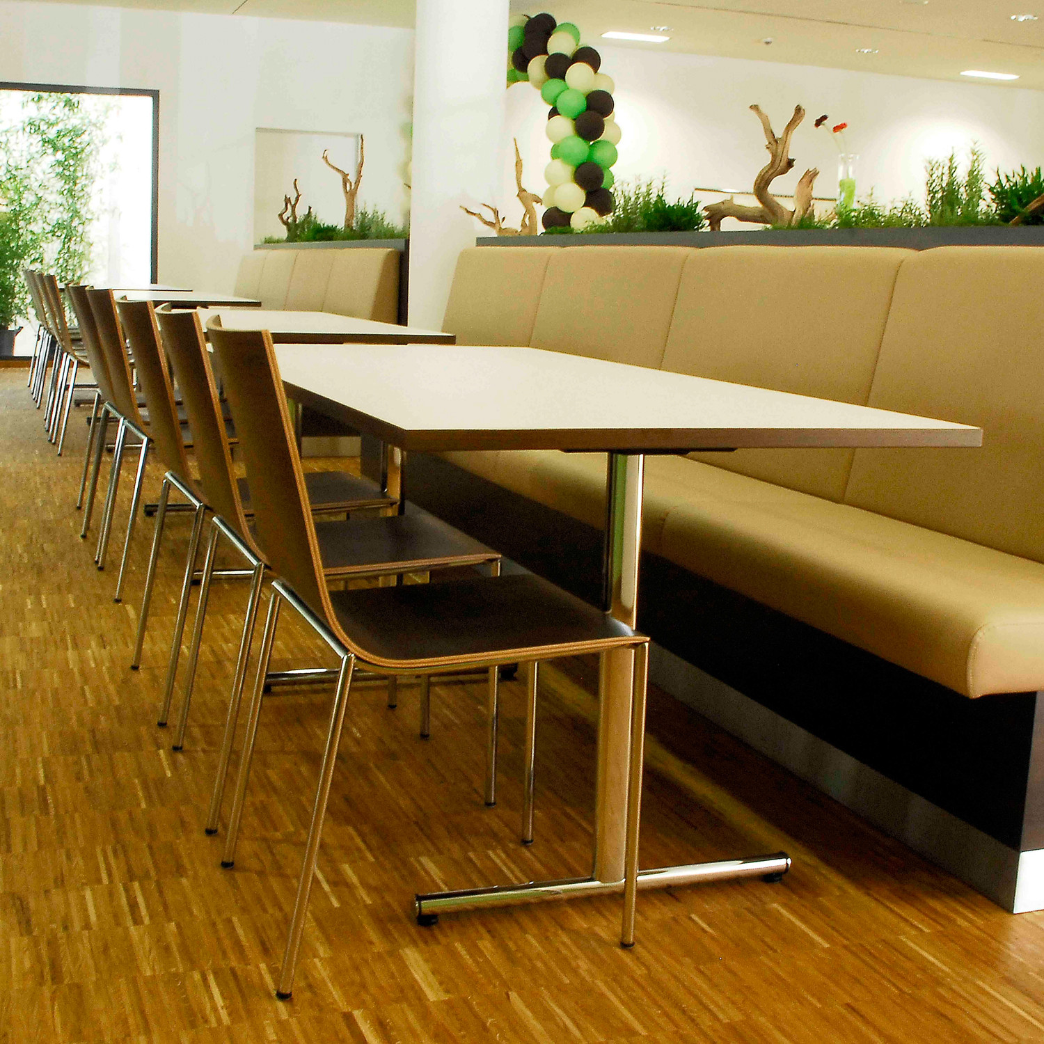 4000 Delgado Breakout Table 4000 Delgado Breakout Table
