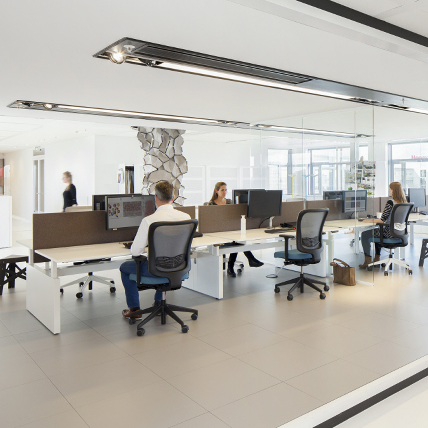 Ahrend Balance Adjustable Height Office Desks Ahrend Balance Adjustable Height Office Desks