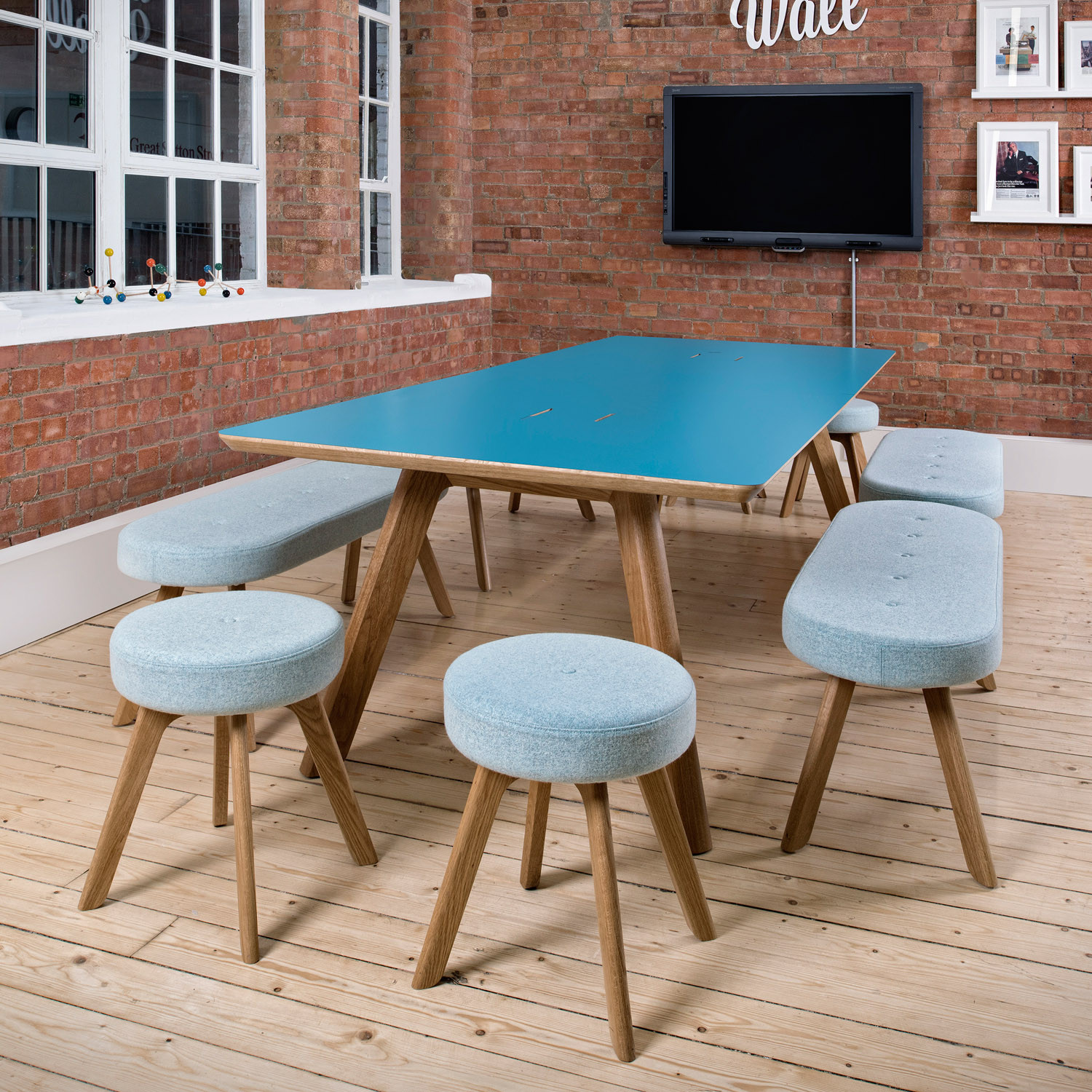 Centro Breakout Tables Centro Breakout Tables