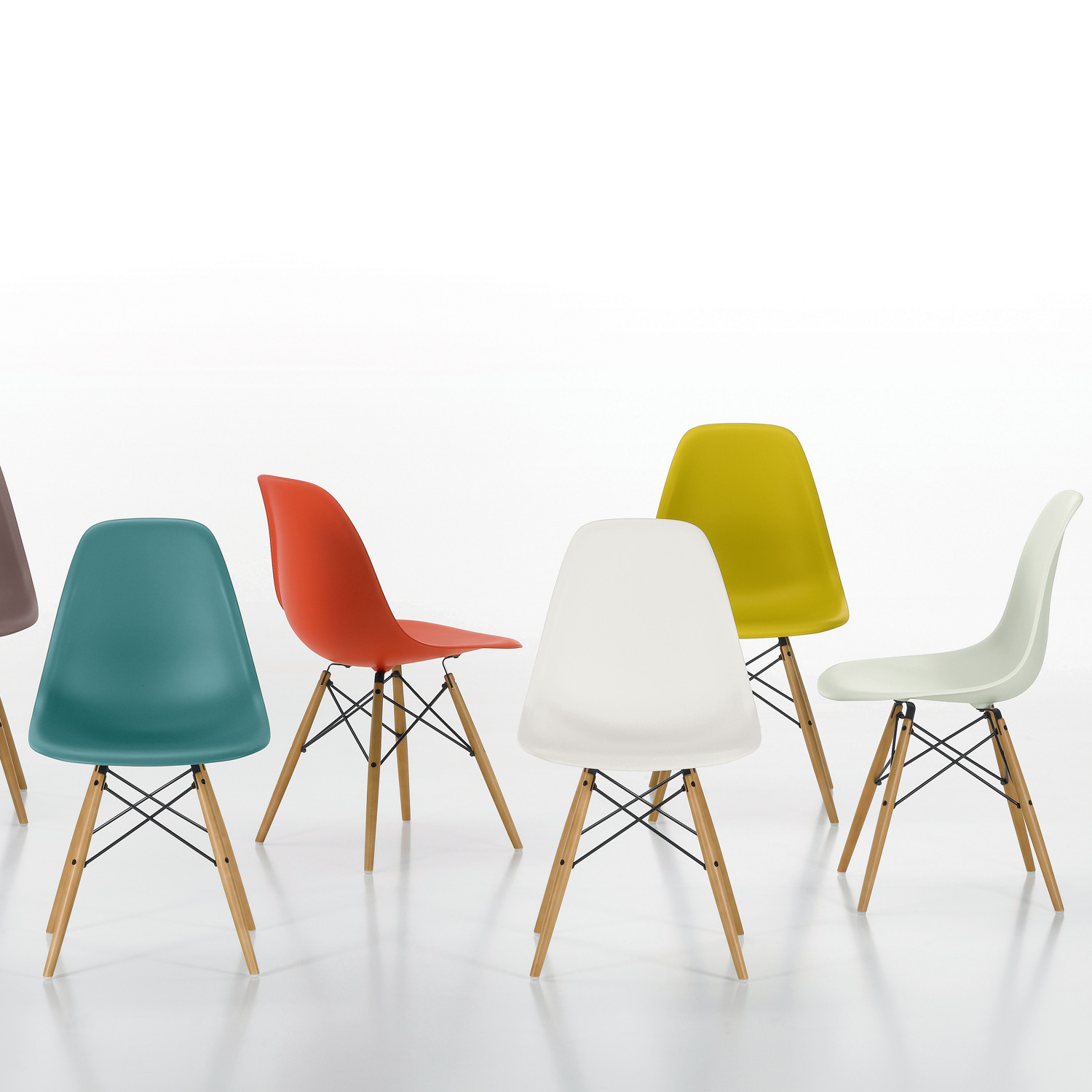 Eames Plastic Side Chairs DSW