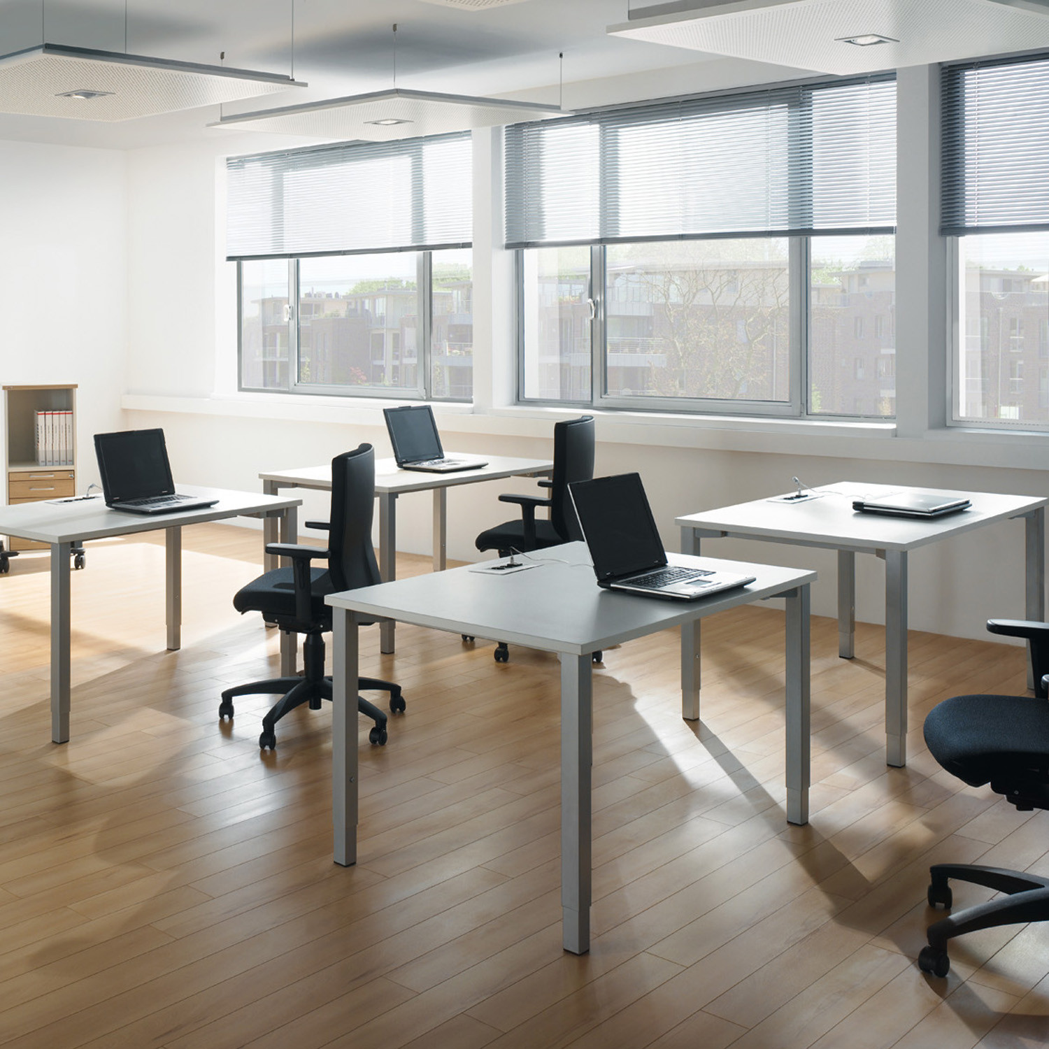 Rondana Office Desks 
