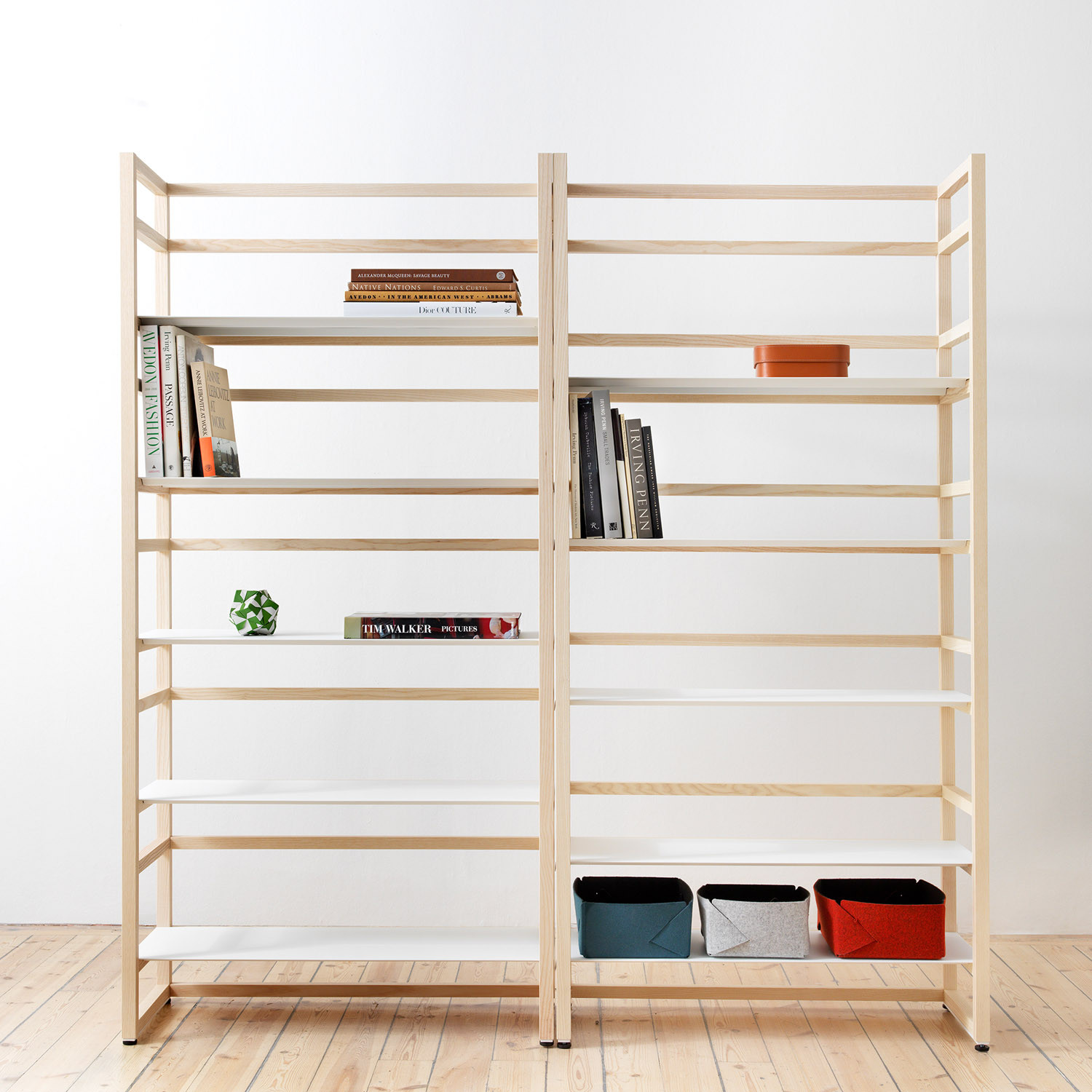 Nina Jobs Tre Shelving Nina Jobs Tre Shelving