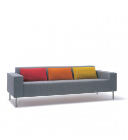 Hm18q2 Three-Seat Sofa