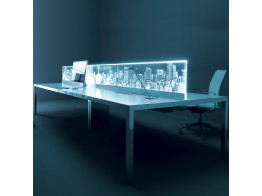 I-Bench Desk With City Scape Desk Screen