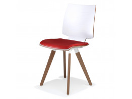 2180 Uni_Verso Chair with padded seat