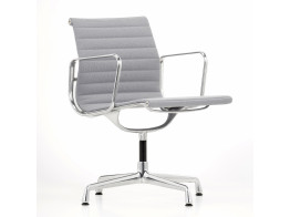 Eames Aluminium Chair EA 108 in grey upholstery