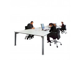 H2O Hub Office Desks