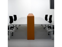 Layer Meeting Table System