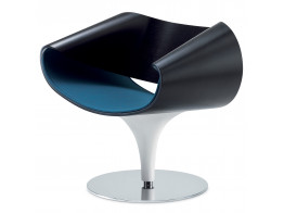 Perillo Chair in gloss finish