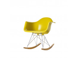 Eames Plastic  Armchair RAR