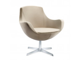 Smith Armchair SMI1