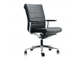 Una Plus Executive Chair with armrests