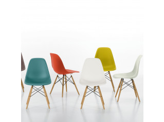 Eames Plastic Side Chairs DSW