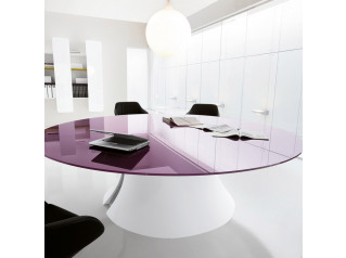 Ola Meeting Table