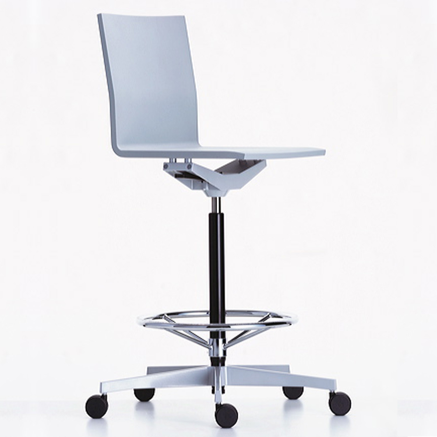 .04 High Task Chair