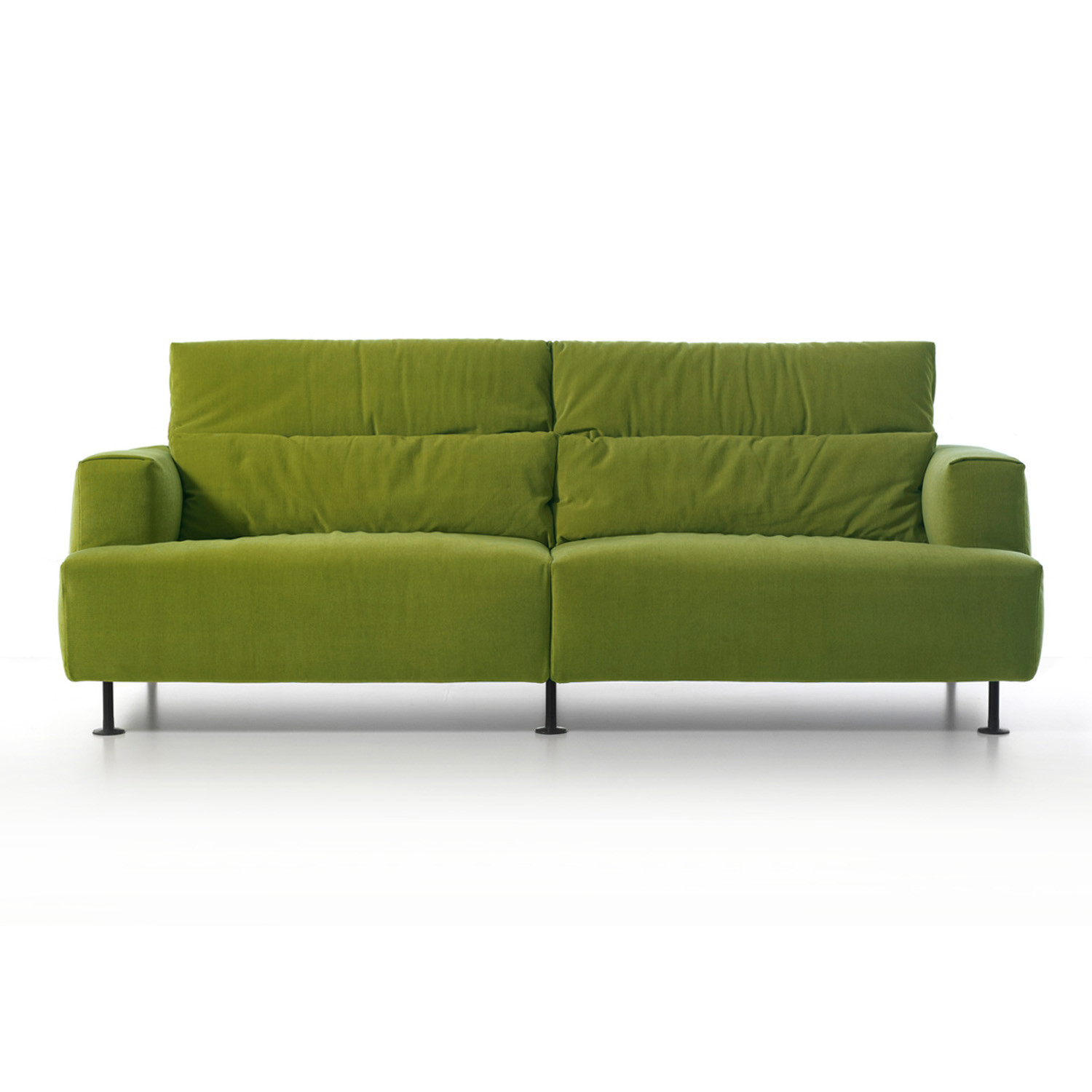 190 Aire Sofa Front with Headrest Extended
