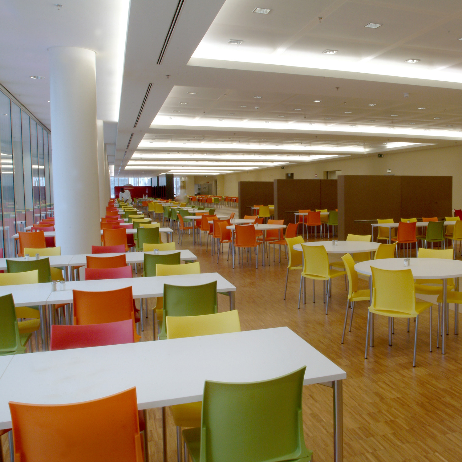 Hola Breakout Chairs