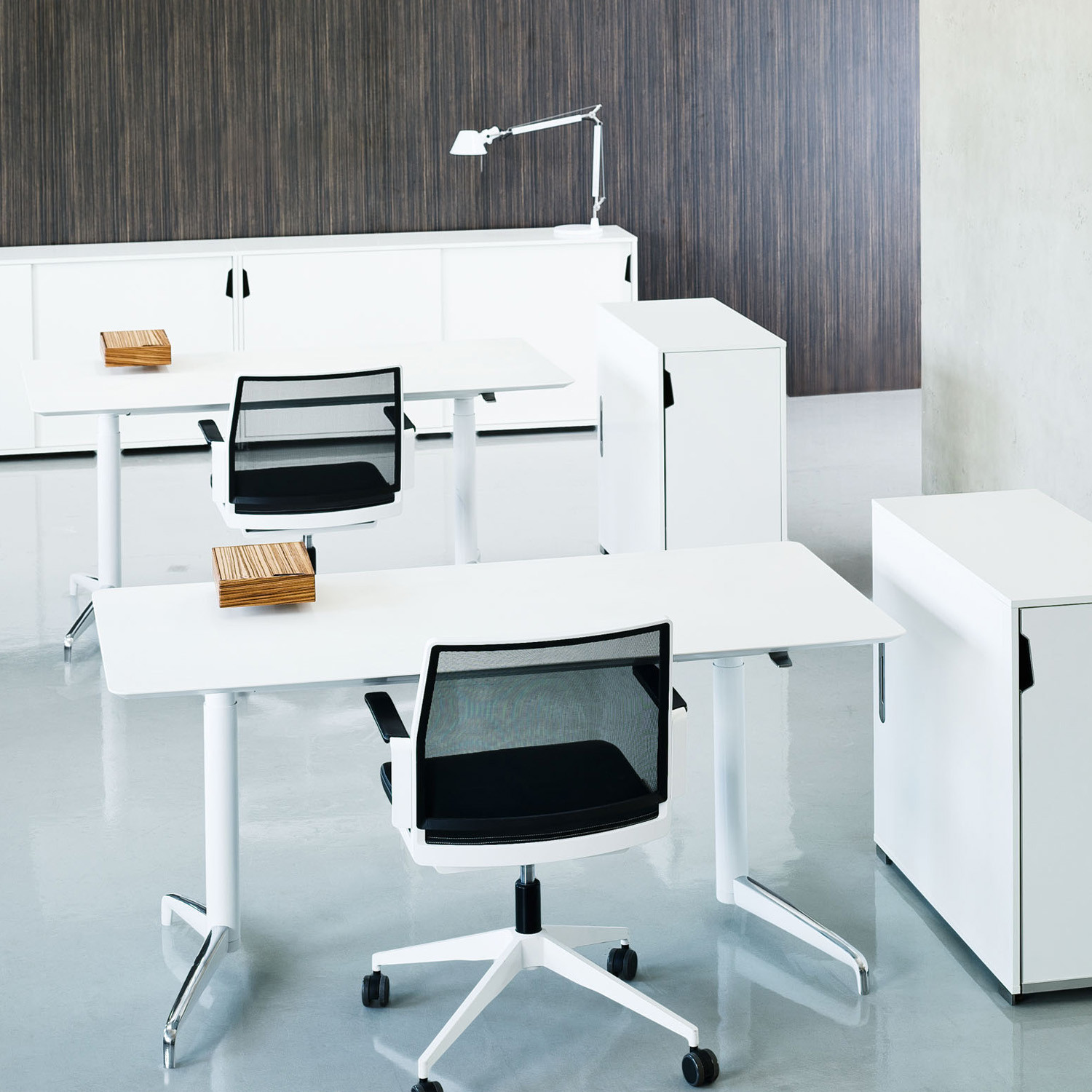 Genese Height Adjustable Desk