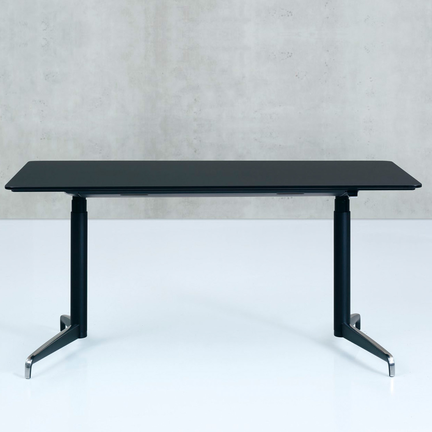 Genese Height Adjustable Desk