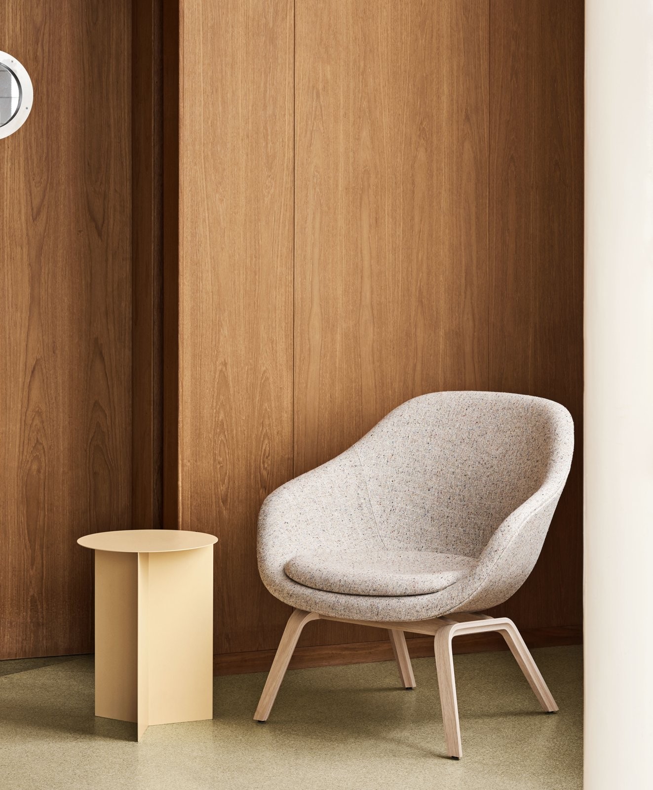 AAL 83 Lounge Chair view 3