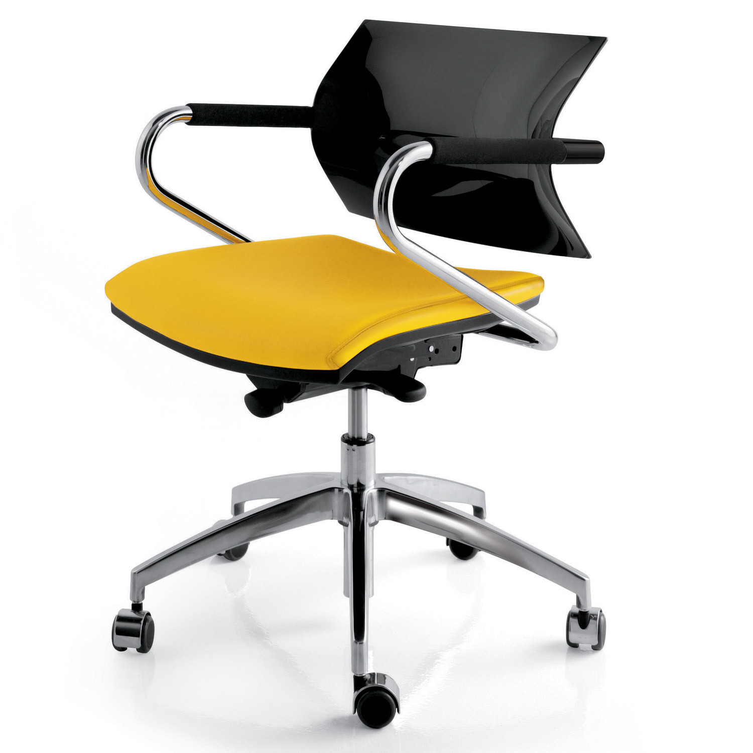 Aire Jr Chair with Castors
