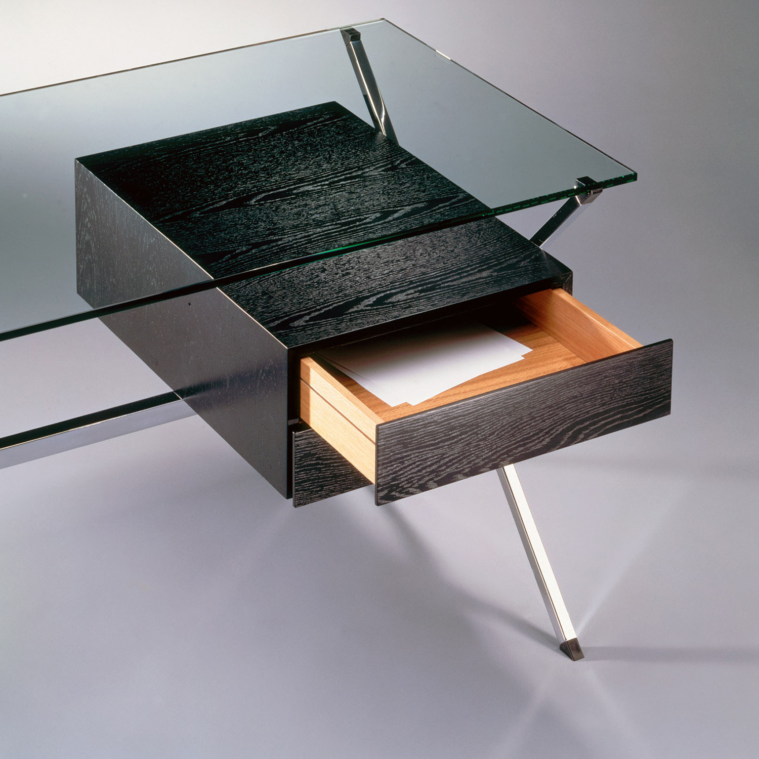 Albini Desk Detail