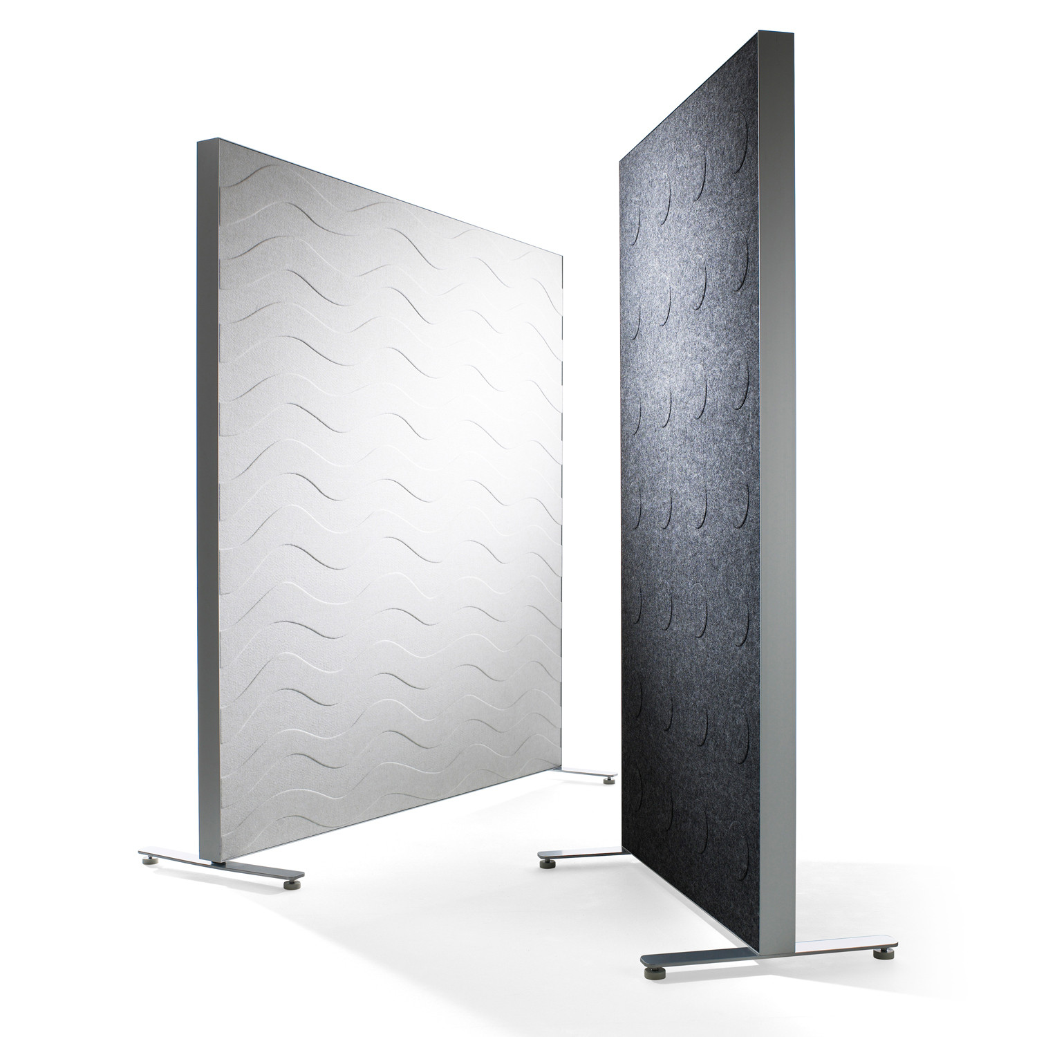Alumi Freestanding Screens