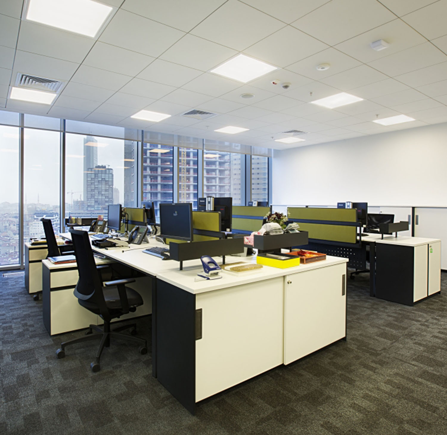 Barbari Team Bench Desks
