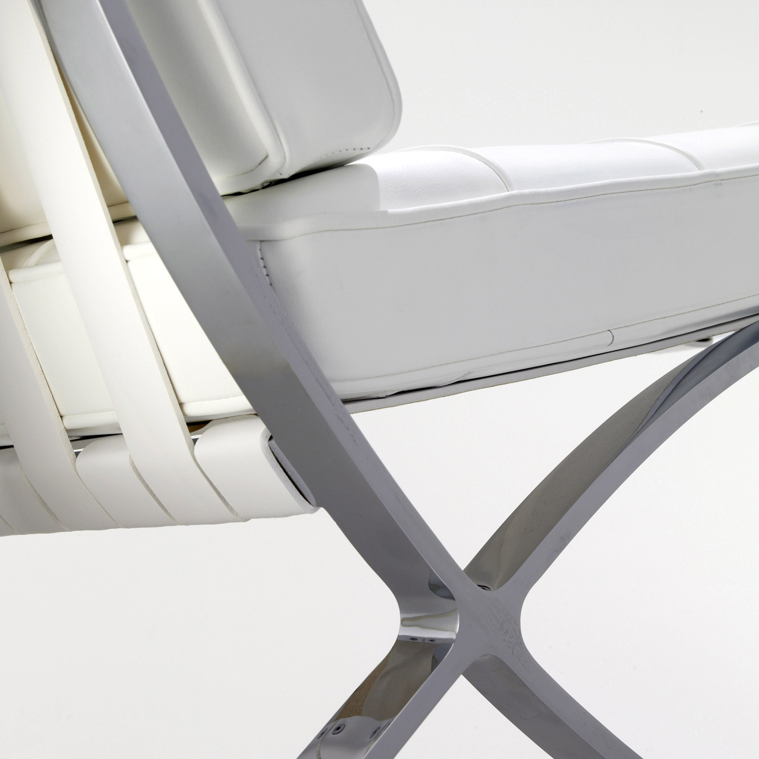 Barcelona Chair in Detail