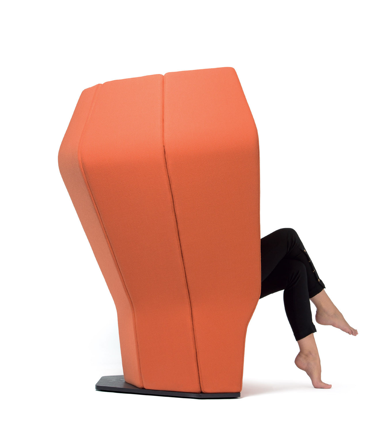 Beatnik Chair with Bose 2.1 Speakers