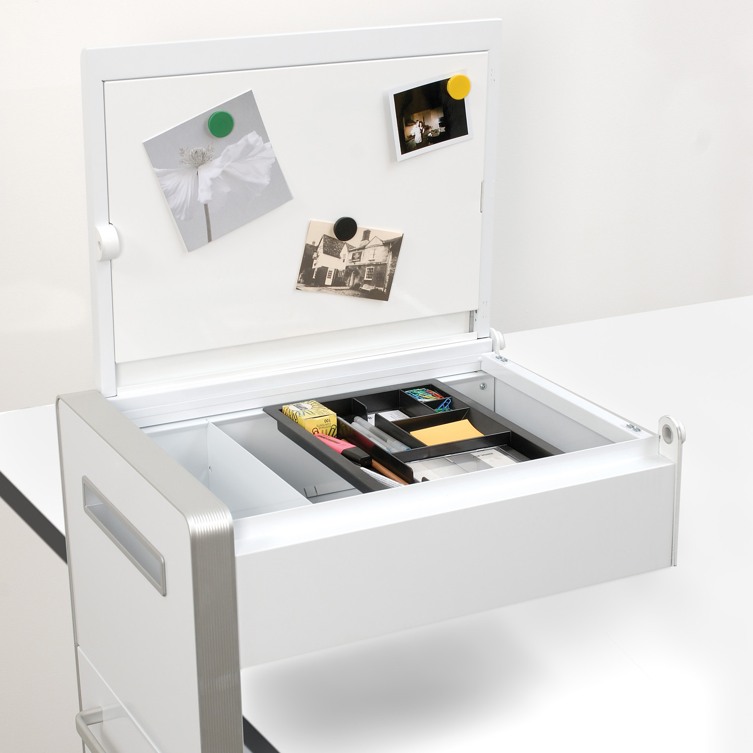 Bite Mobile Pedestal with White Board