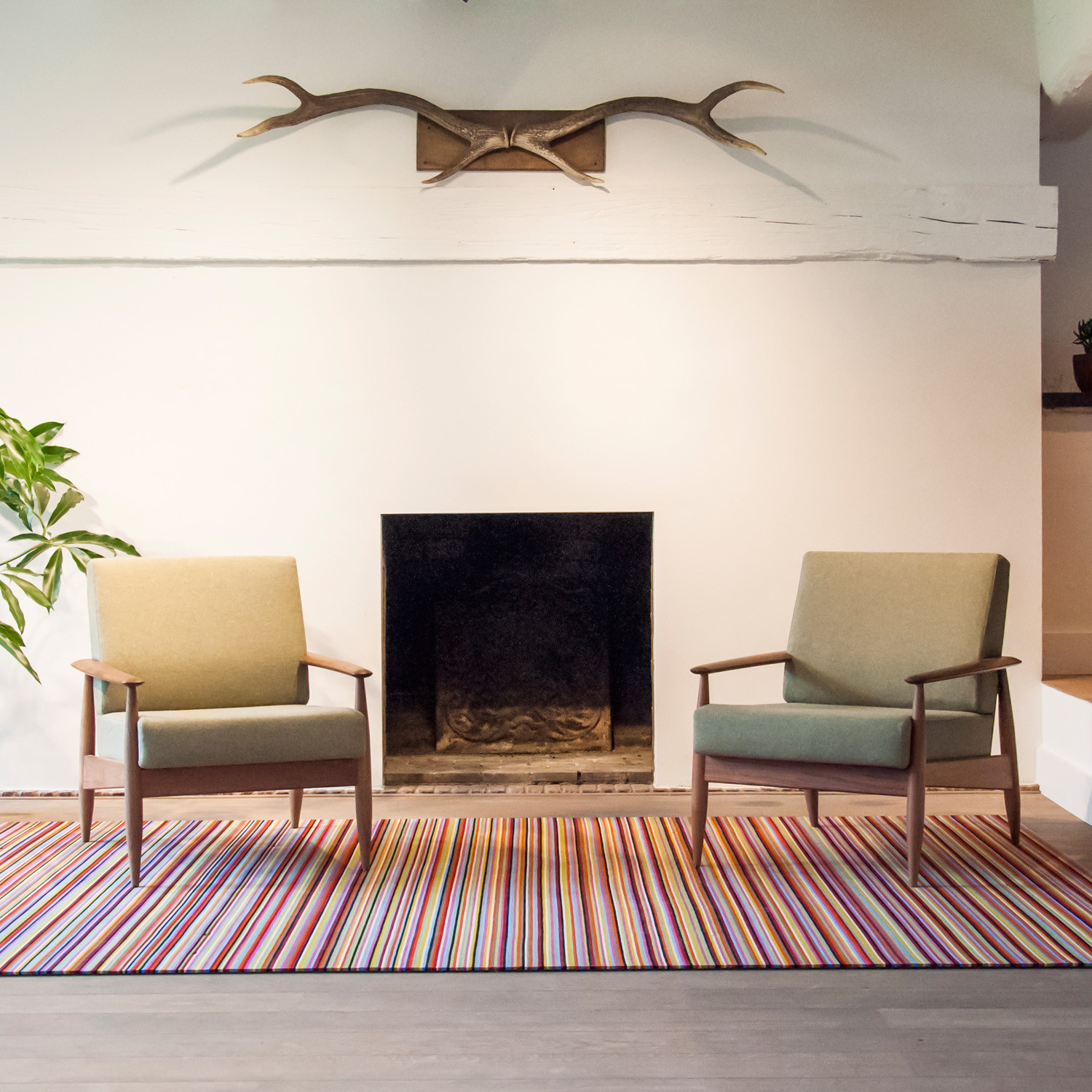 BuzziNordic Lounge Chairs