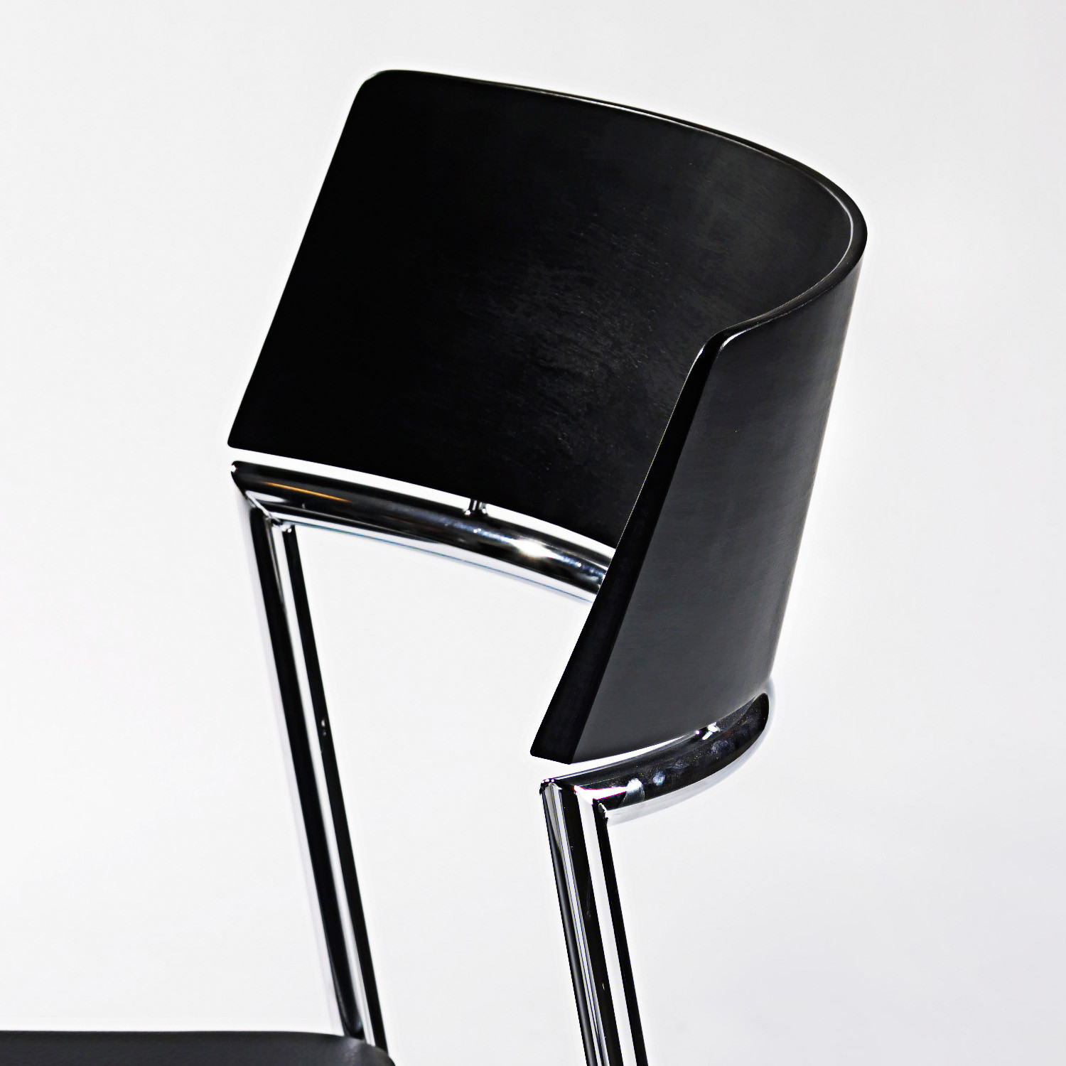 Cirkum Chair Back Detail