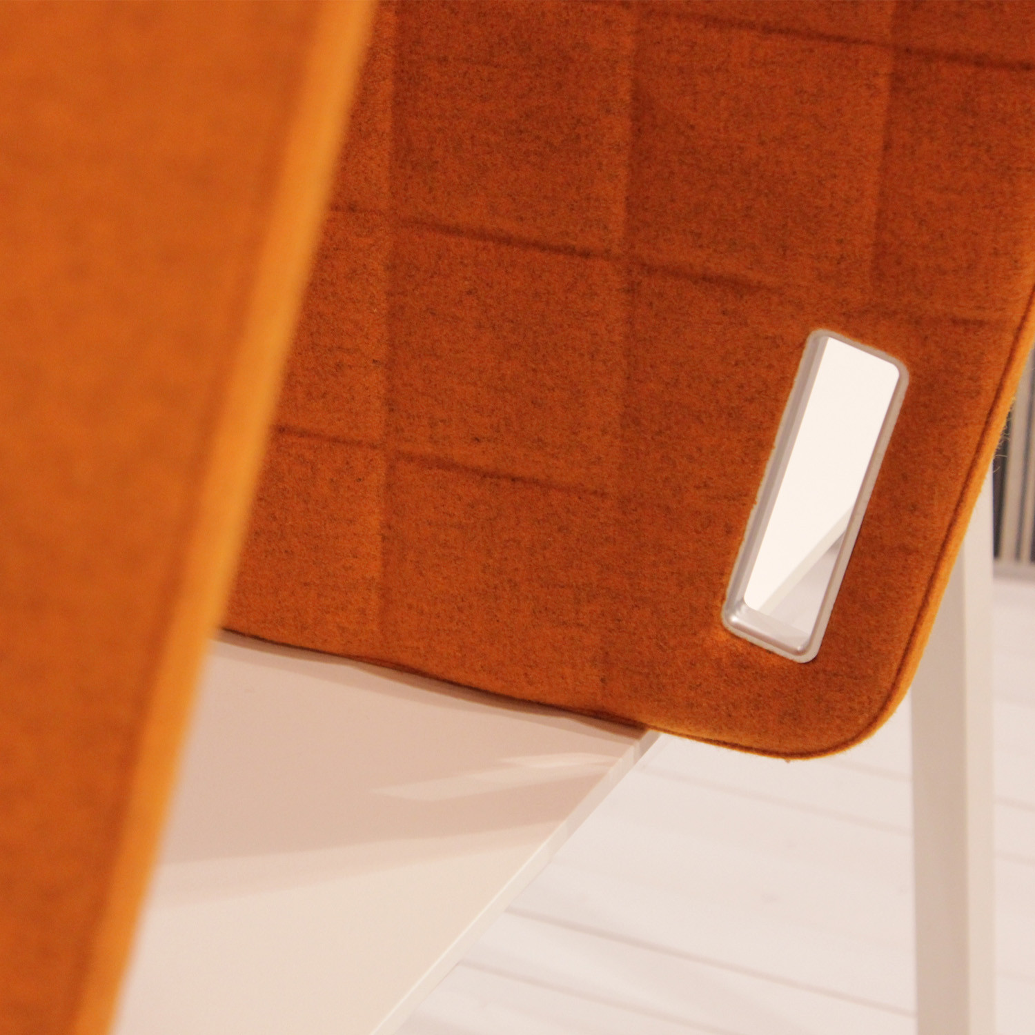 BuzziCockpit Desk Screen Divider by BuzziSpace