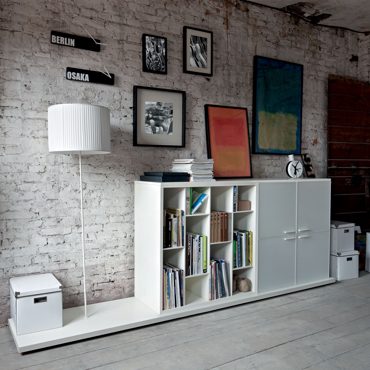 Dado Open Display Storage by Sinetica