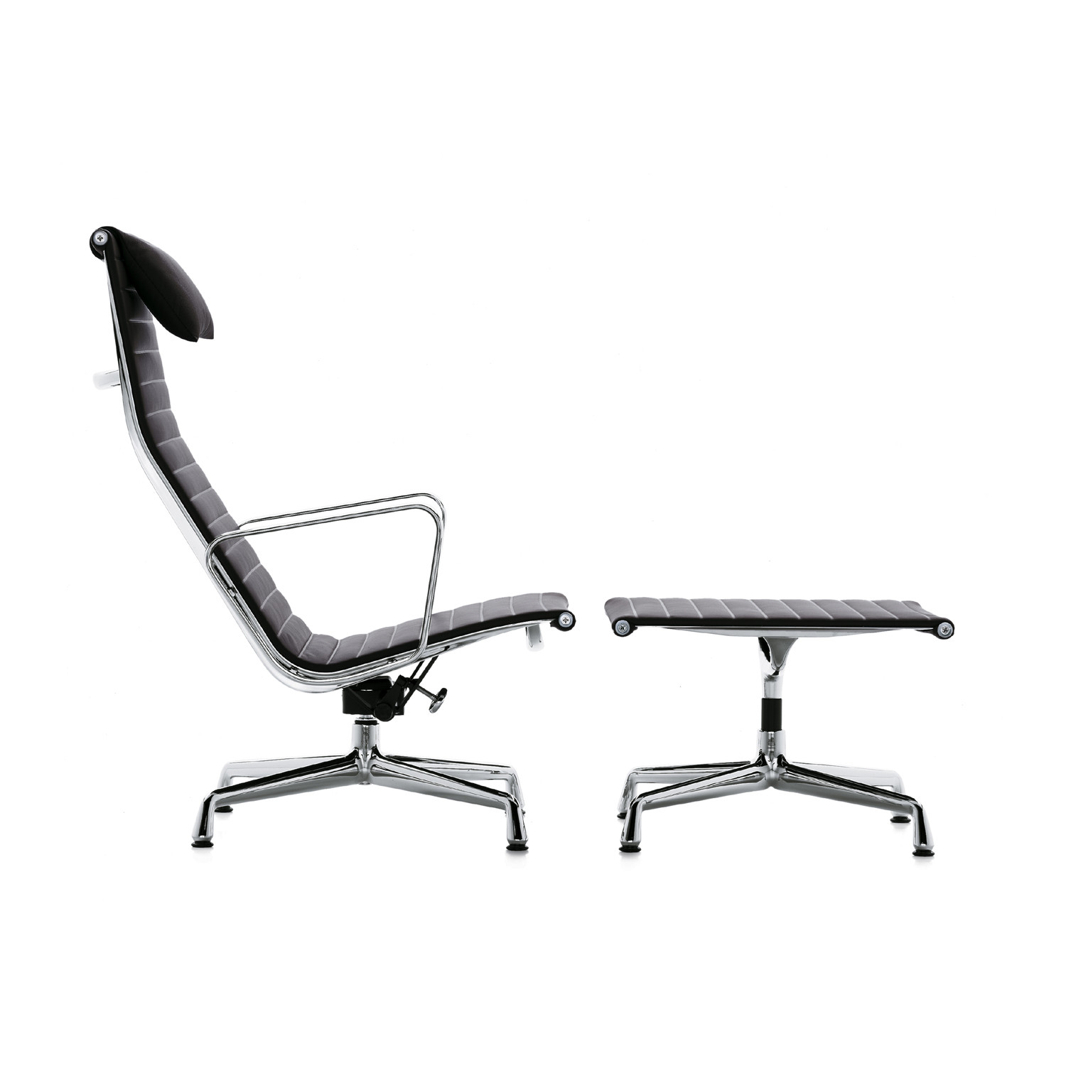 Vitra Eames Lounge Chair EA 124