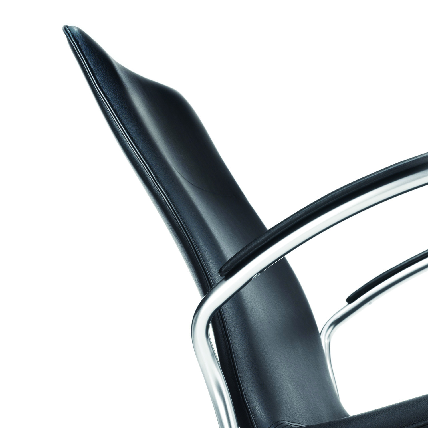 8500 Ona Plaza Armrests and Backrest detail