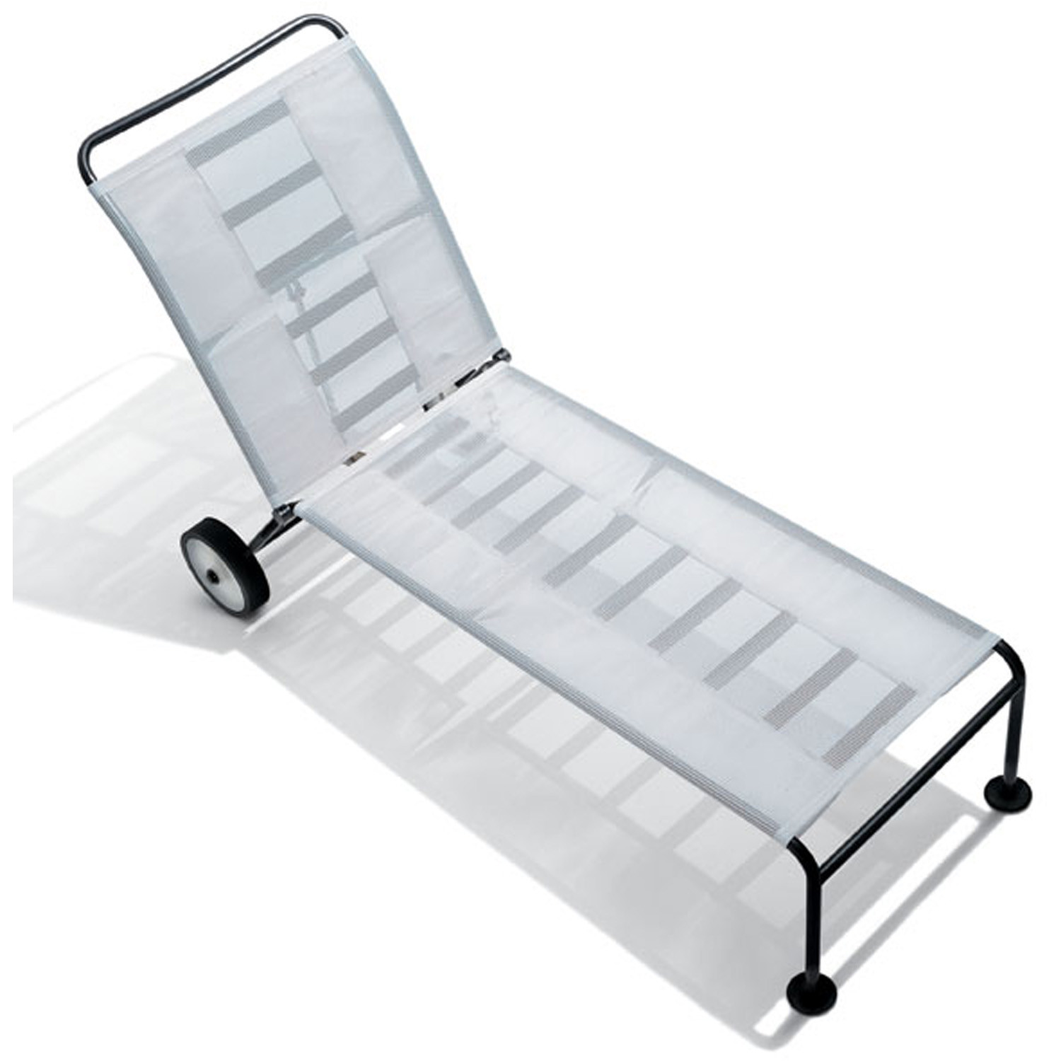 Green Outdoor Sun Lounger with castors
