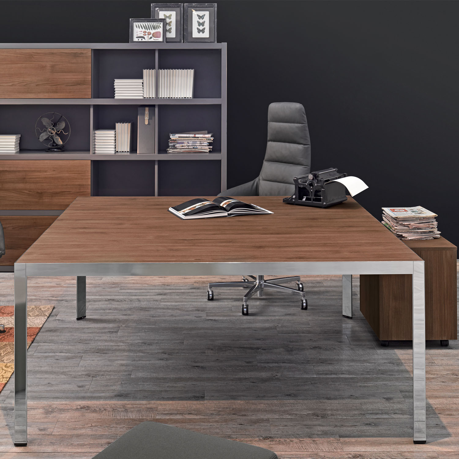 Frame Plus Executive Desk