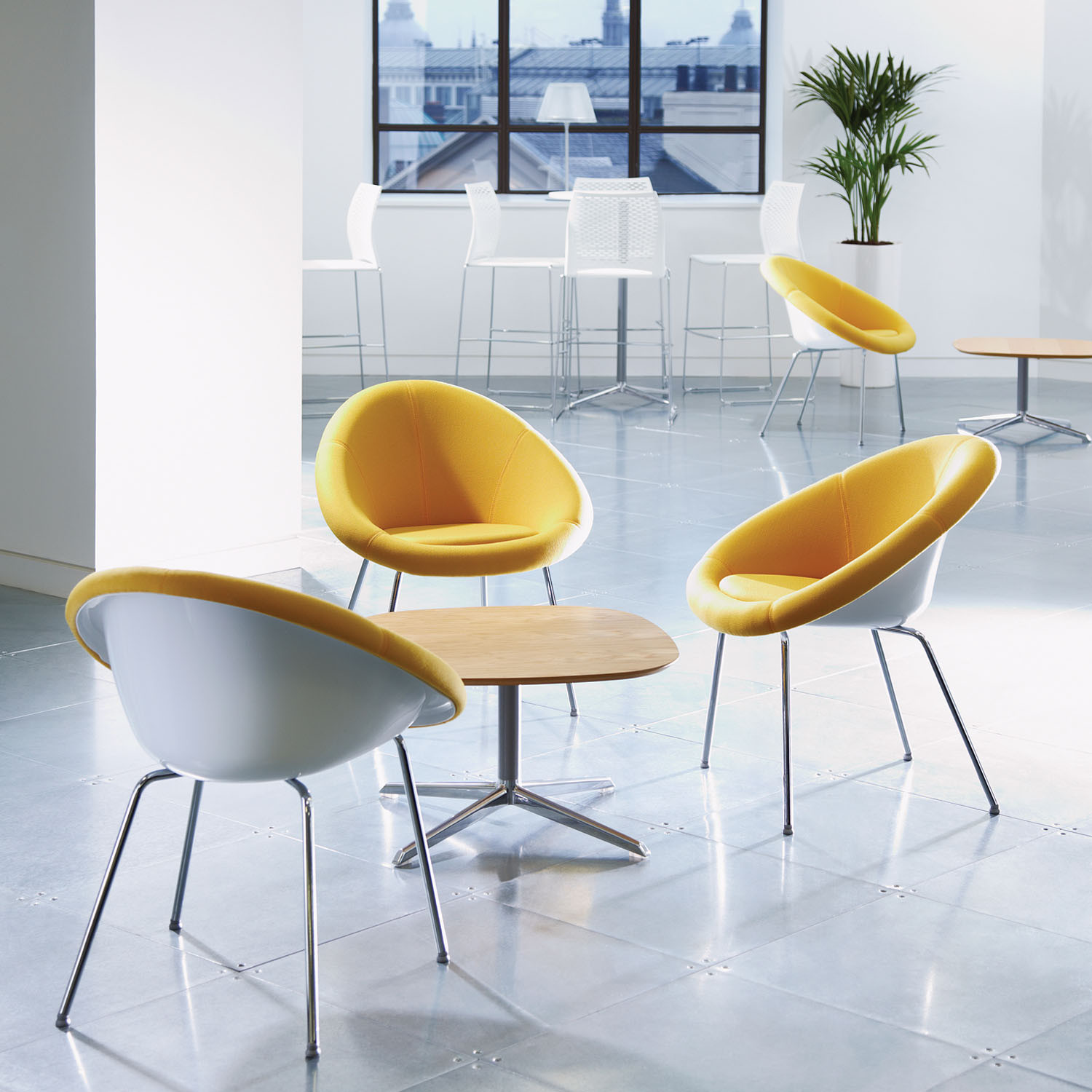 Gloss Breakout Seating by Connection