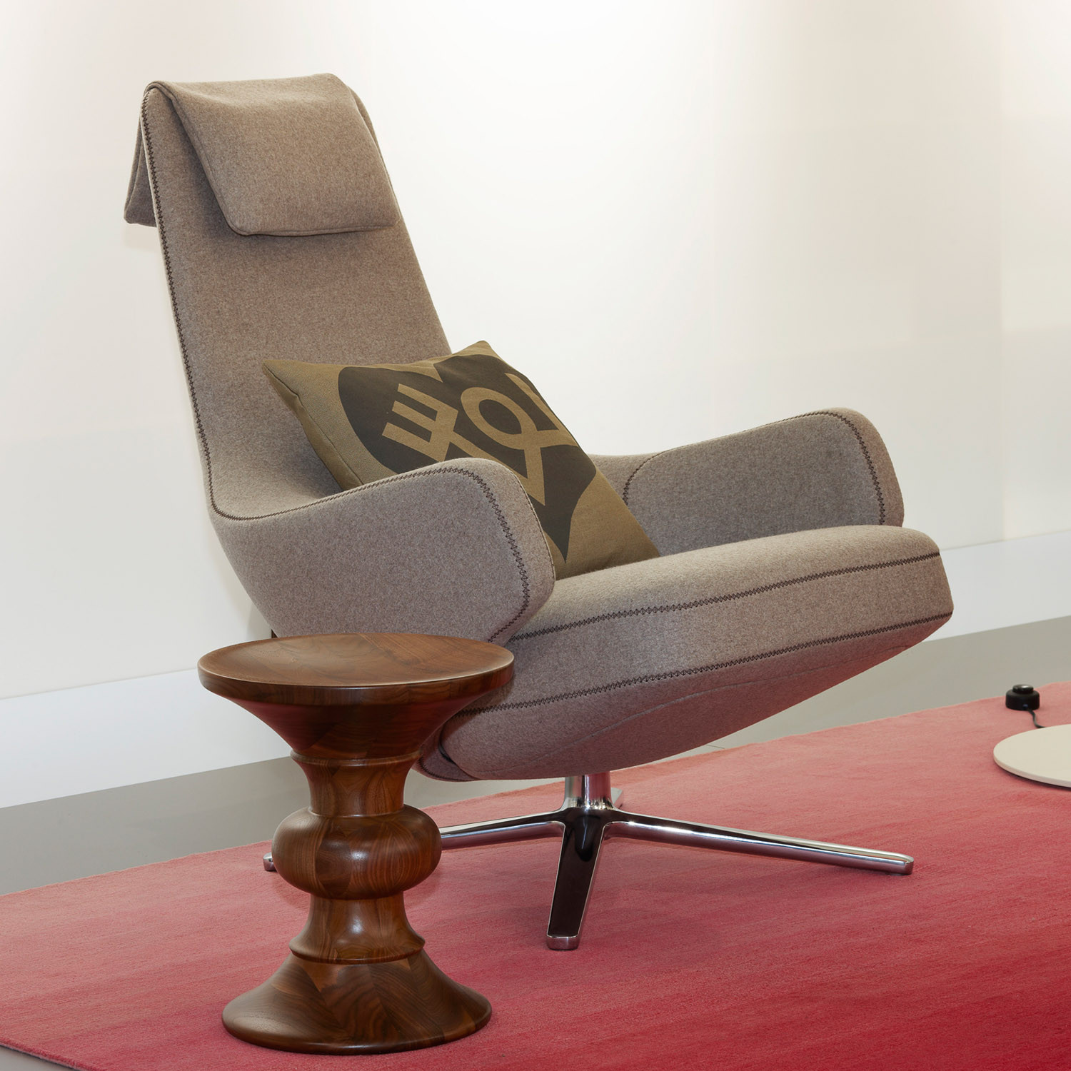 Grand Repos Lounge Armchair