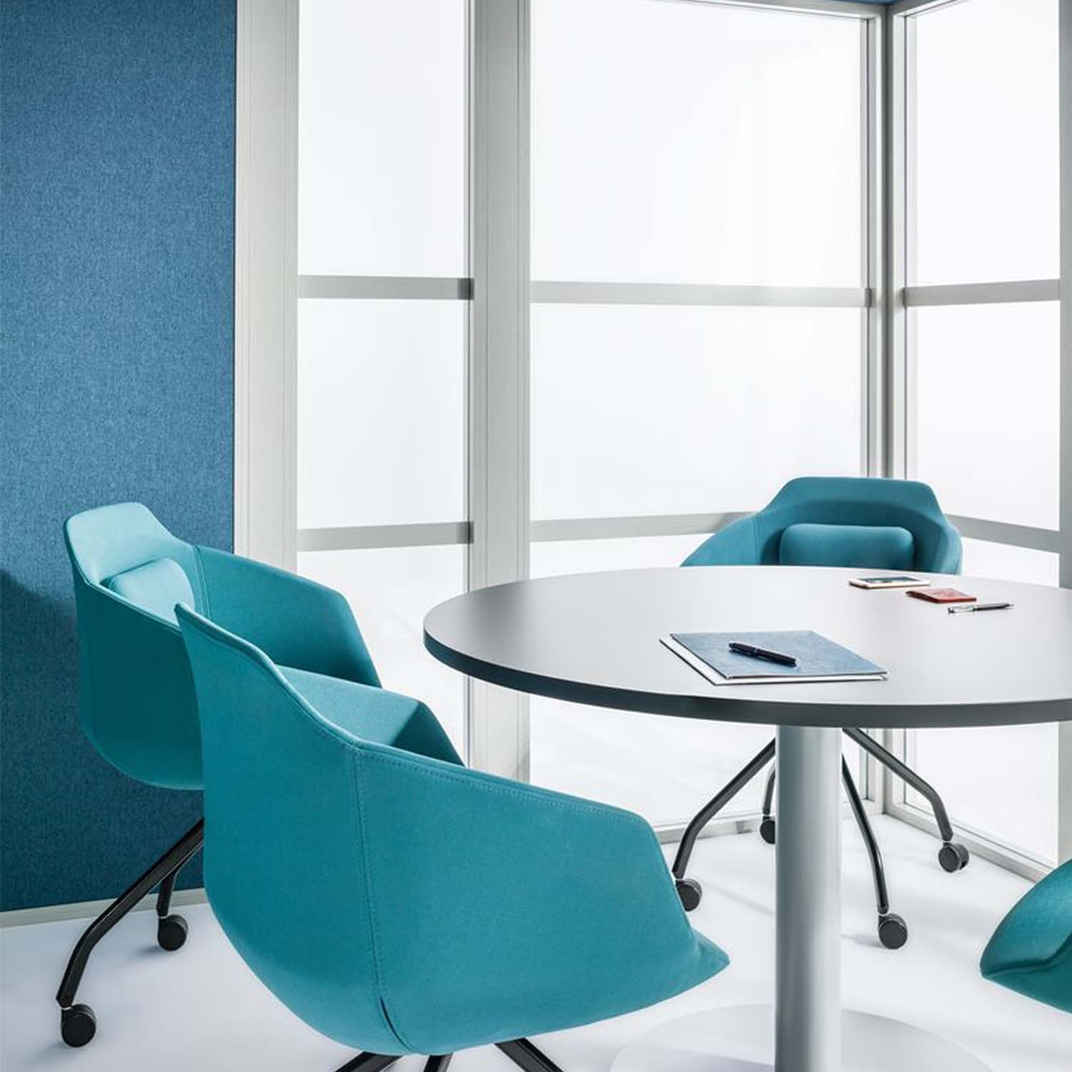Hako Acoustic Meeting pod interior