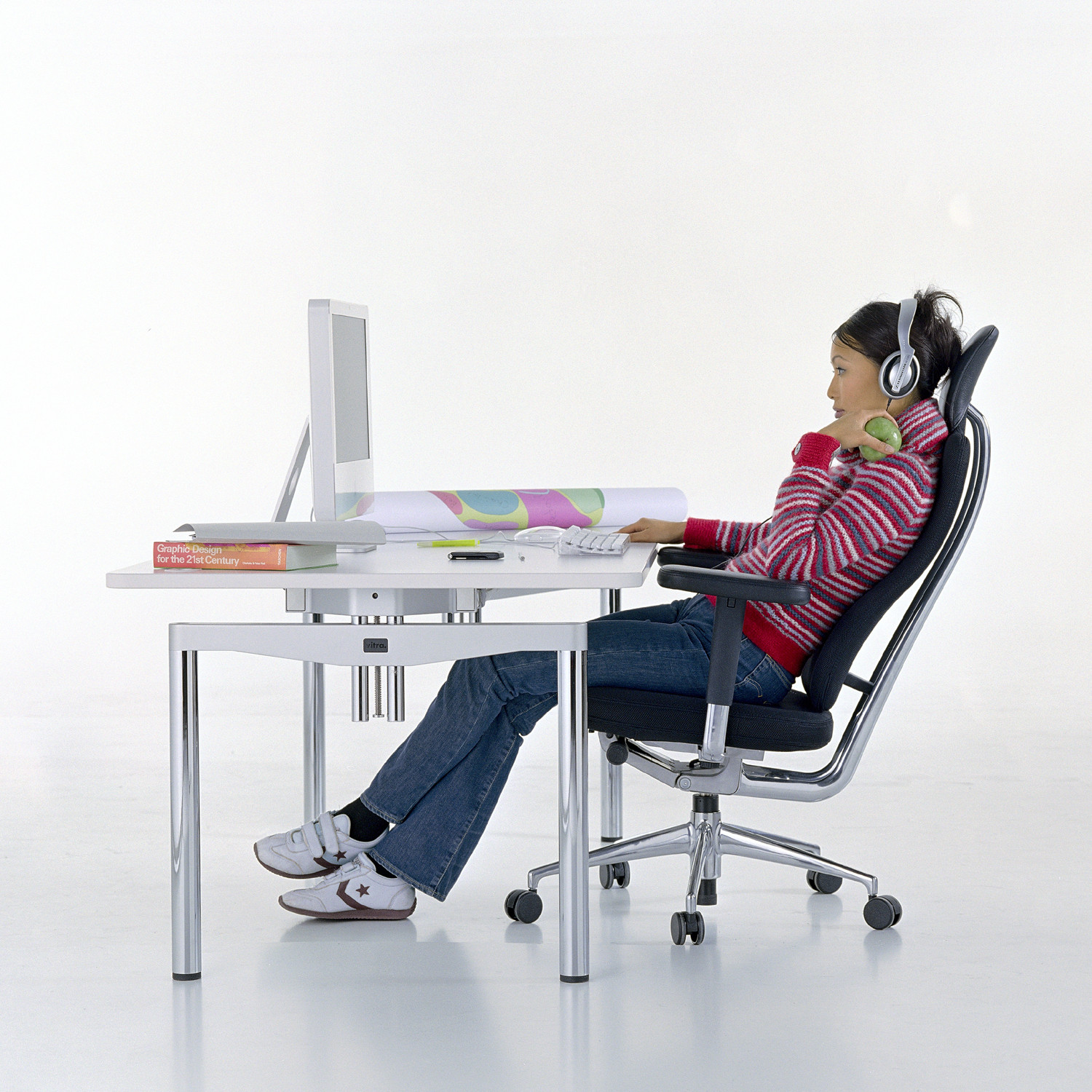 Vitra Headline Management Chair