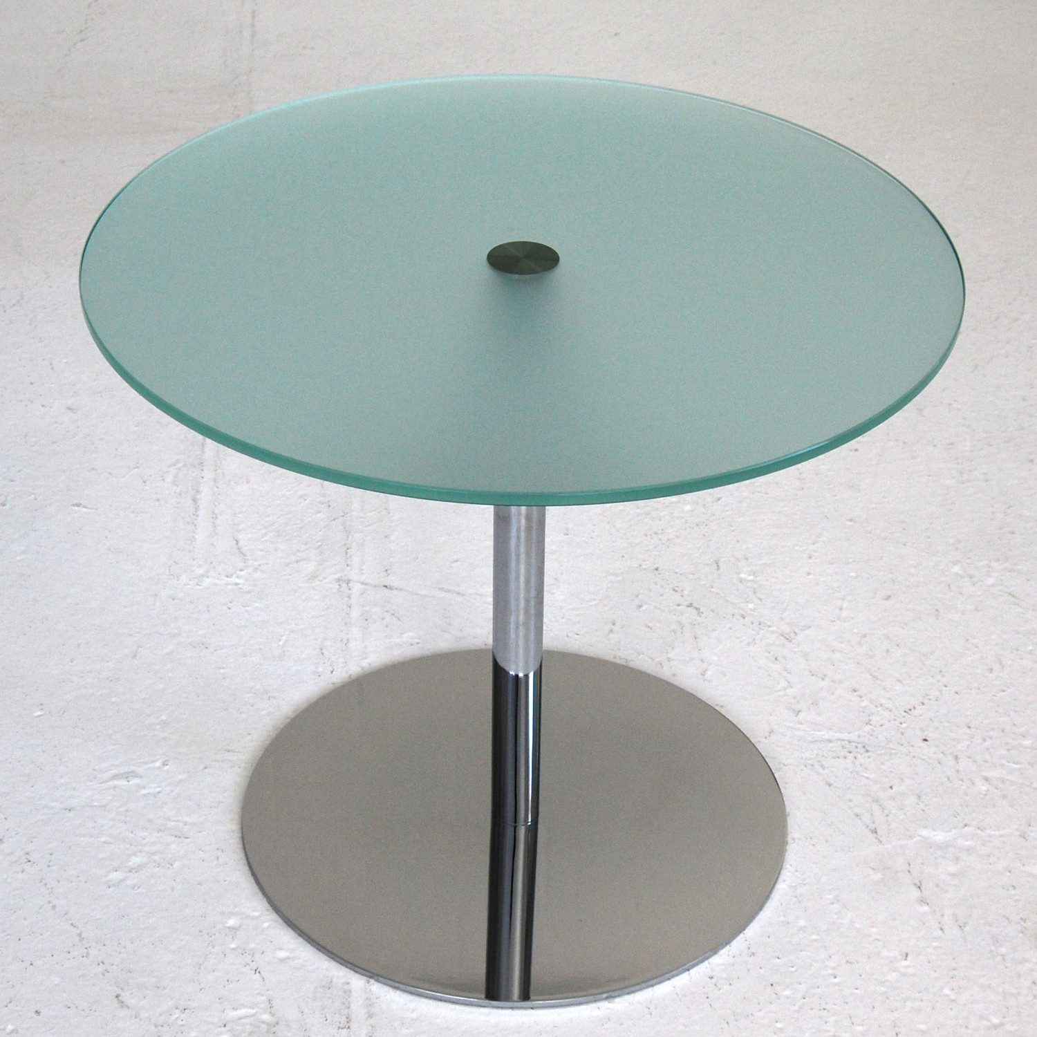HM20 Glass Table