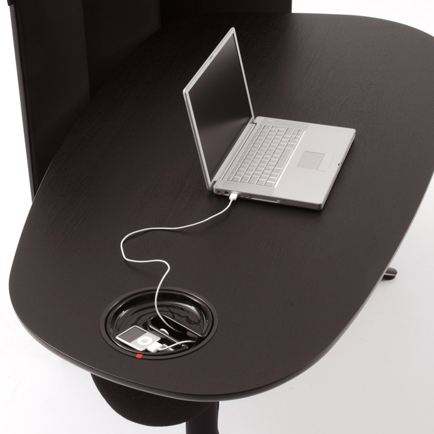 Kei Desk Detail