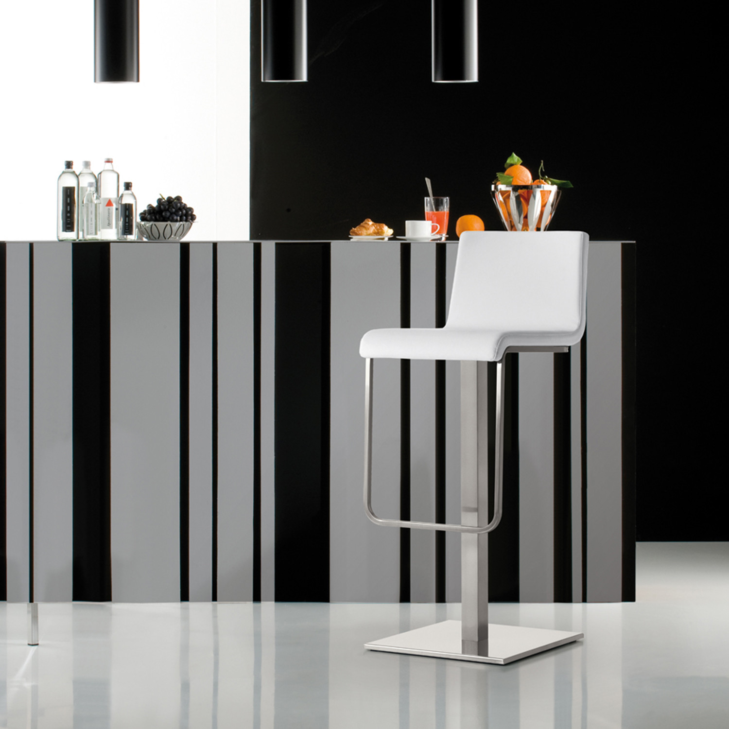 Kuadra XL Cafe Stool