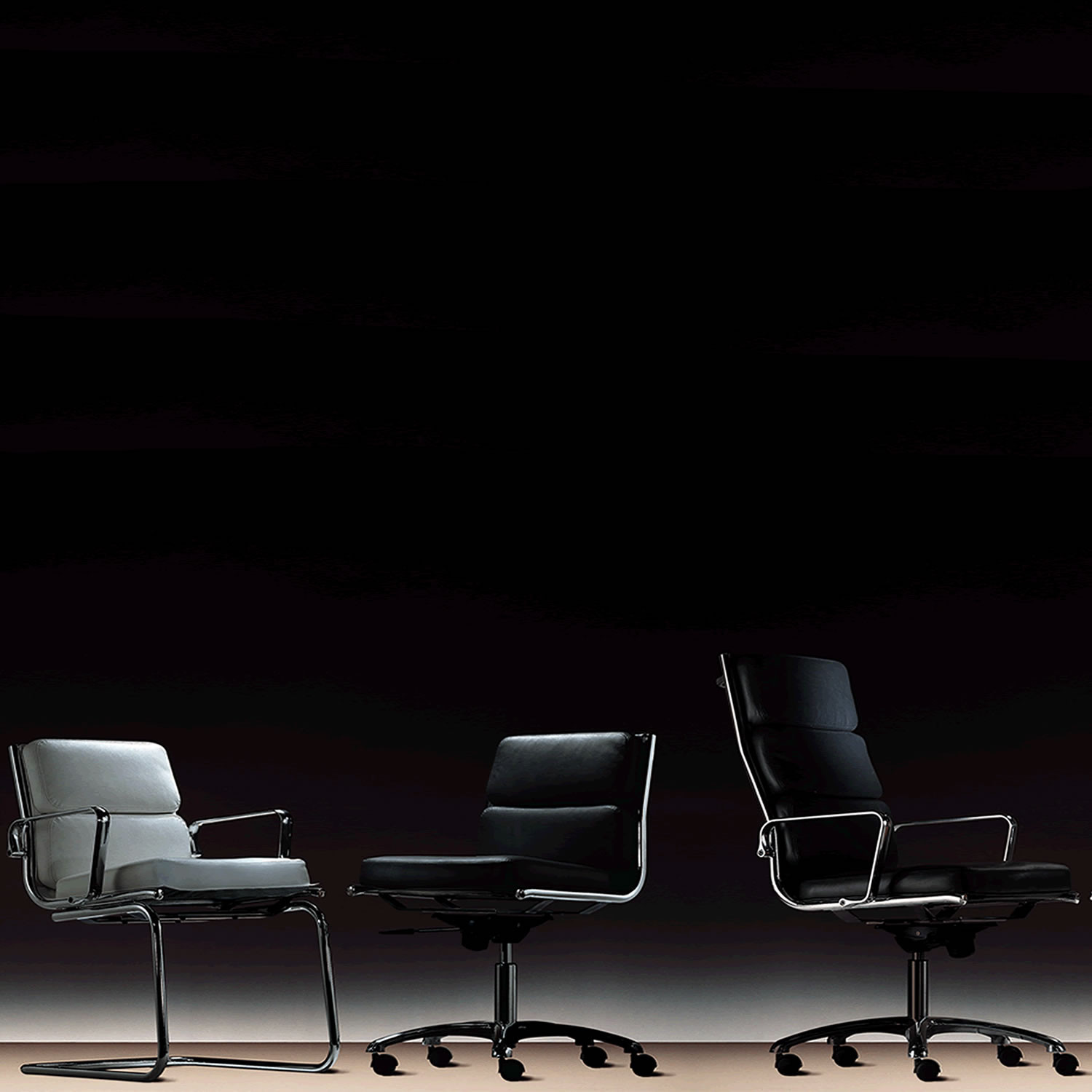 Light Seating Range is available with medium and high backrest