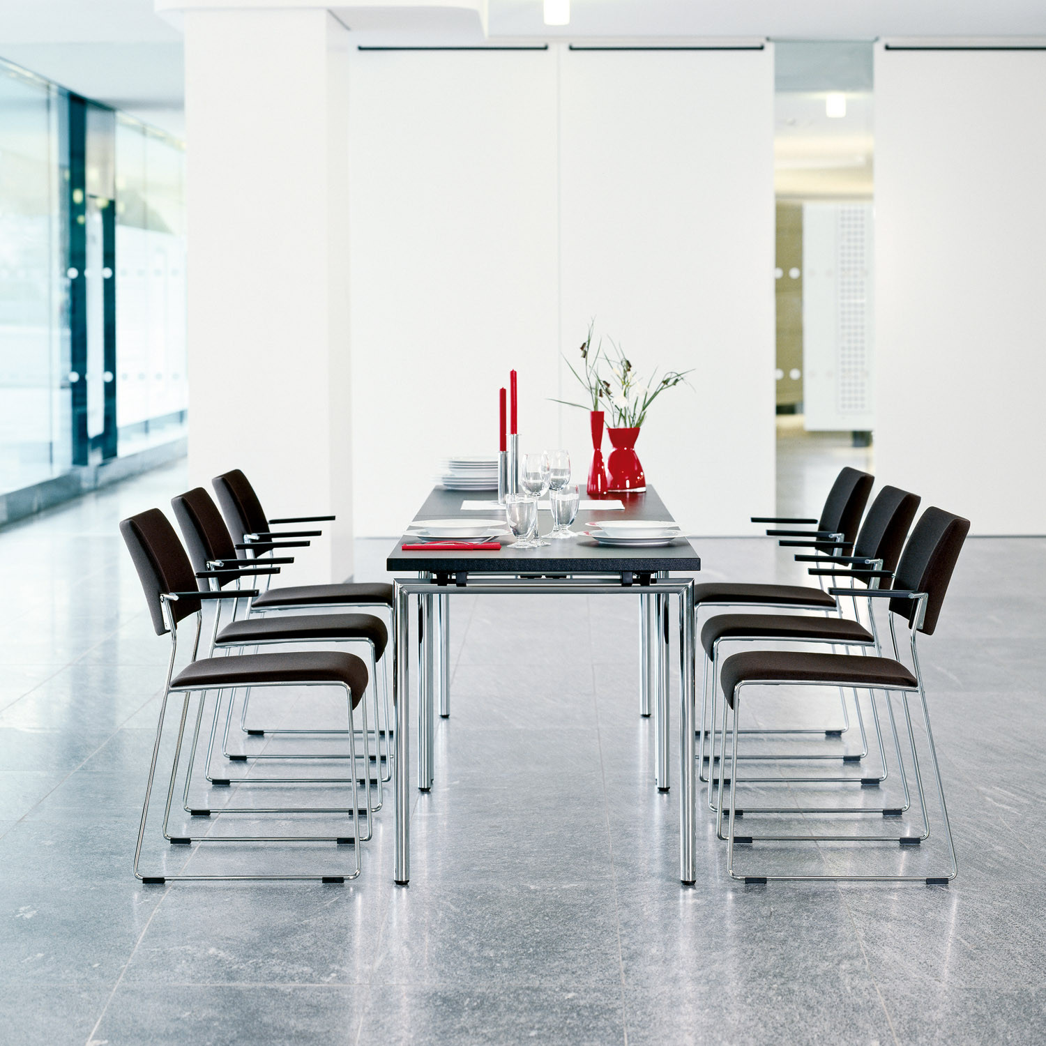 Linos Cafeteria Chairs with Armrests