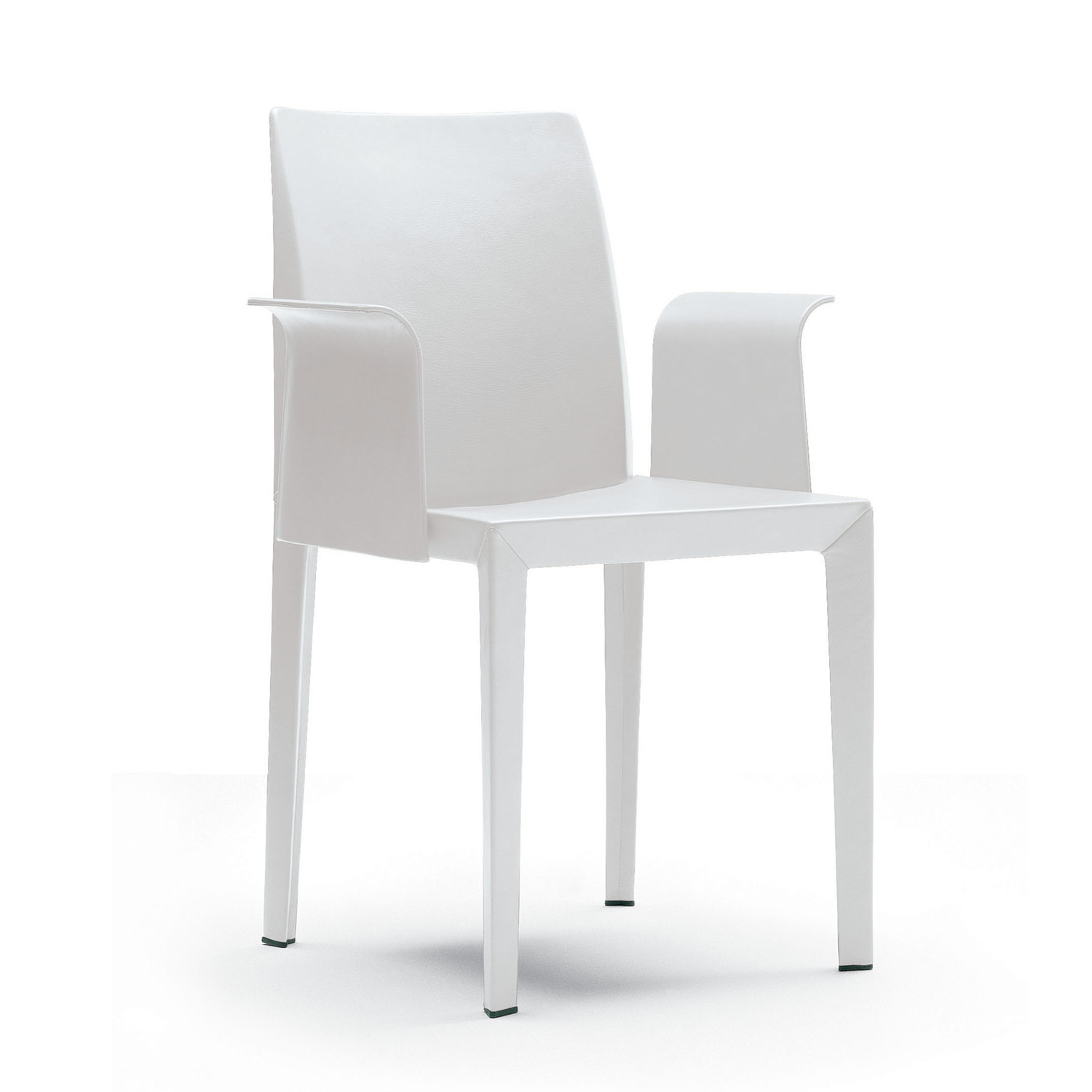 Lola Armchair