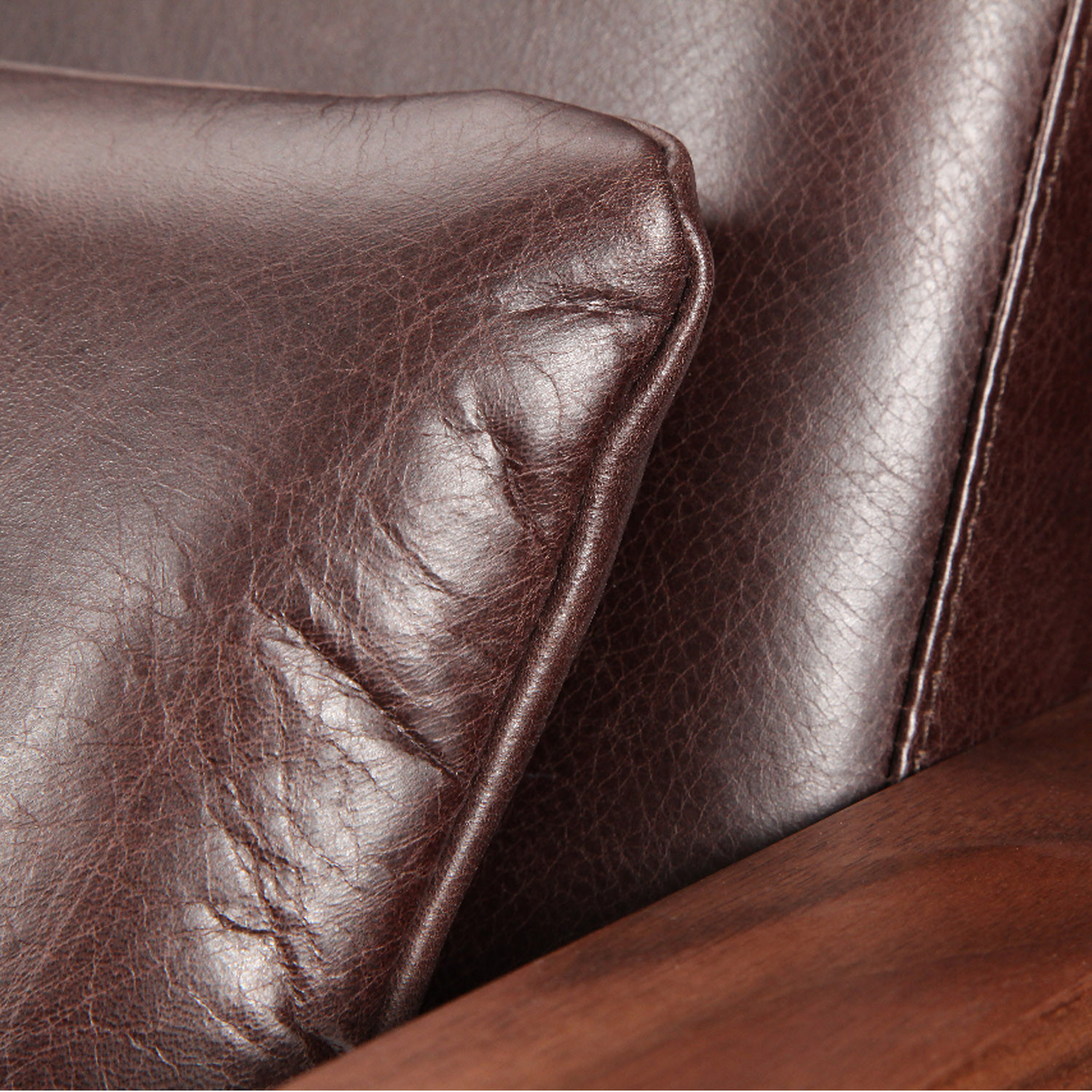 Luge Leather Sofa Detail by Lyndon Design